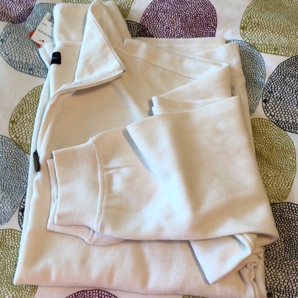 Men’s off white 1/4 zip sweater
